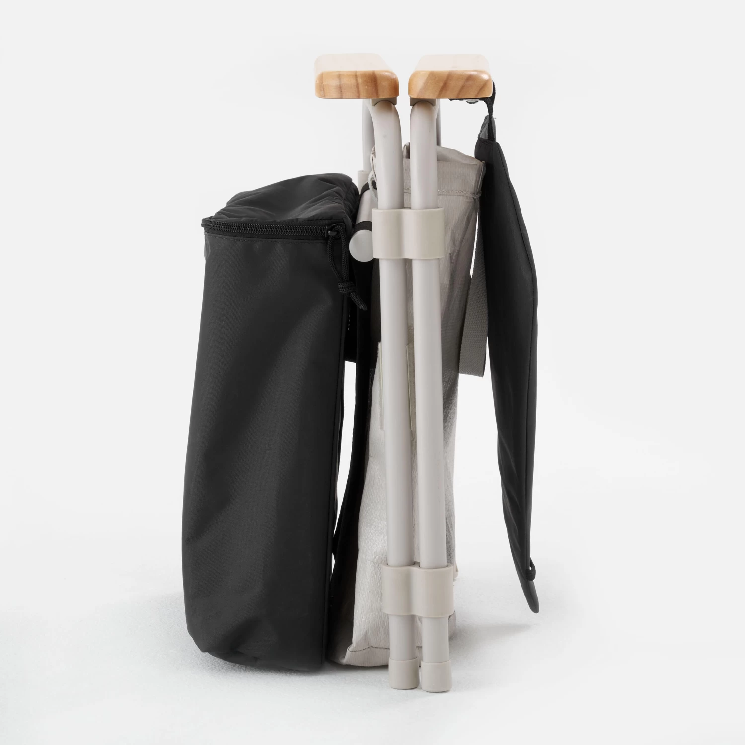 Quechua FOLDING DRY TOILETS FOR CAMPING 2 Quechua FOLDING DRY TOILETS FOR CAMPING - Image 2