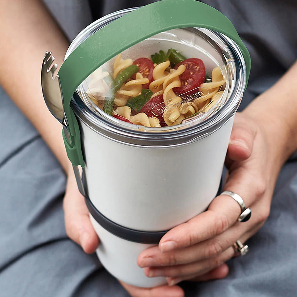 Black+Blum Lunch Pot Original 900ml Olive 3 Black+Blum Lunch Pot Original 900ml Olive - Image 3